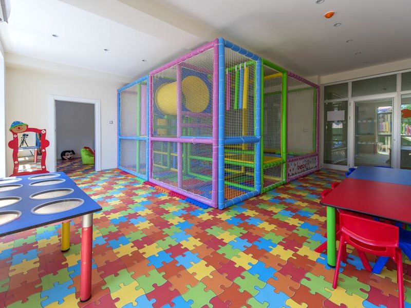 Flora Garden Ephesus 185533