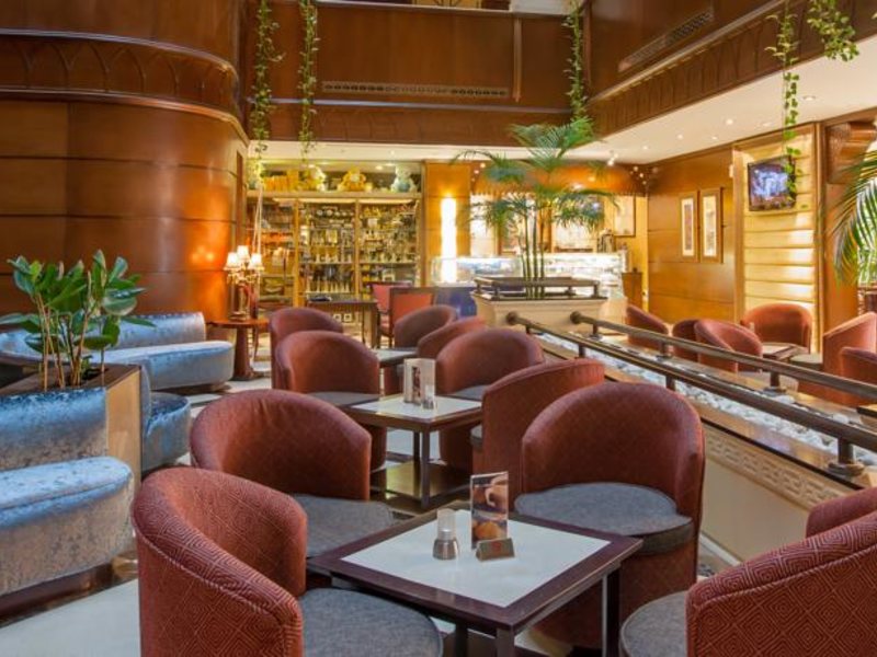 Flora Grand Hotel 46370