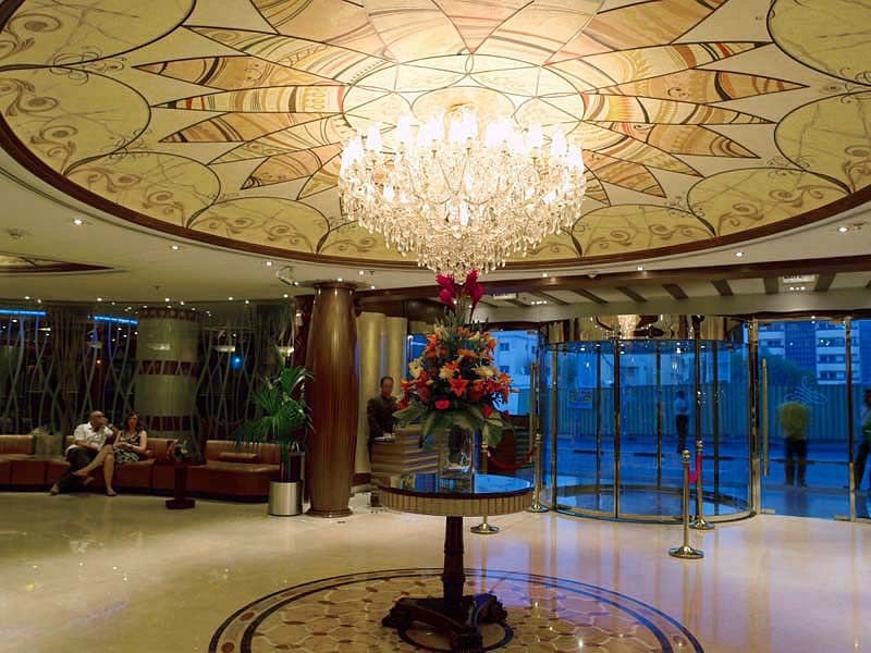 Flora Grand Hotel 46378