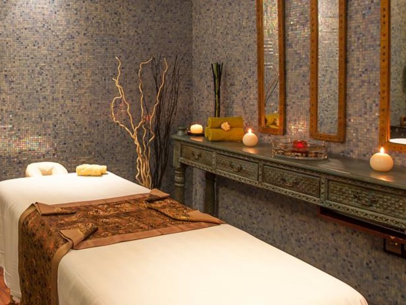 Flora Grand Hotel 46379