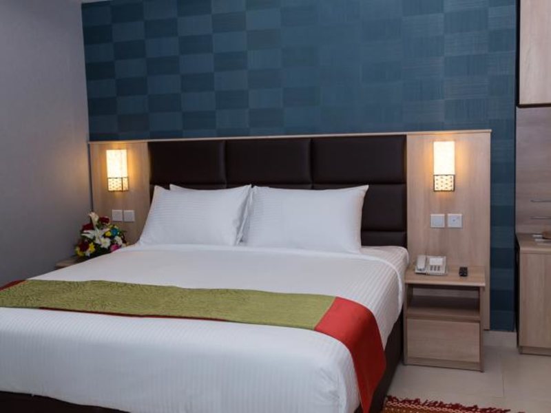 Florida Square Hotel (ех 132299