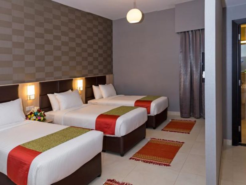 Florida Square Hotel (ех 132301