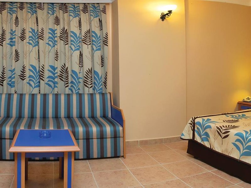 Flower Garden App Hotel 301427