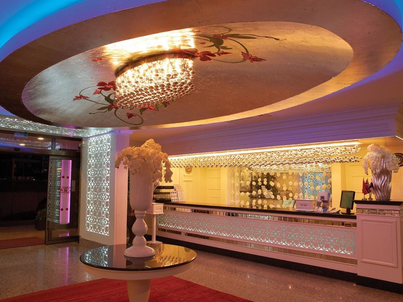 Flower Garden App Hotel 301430