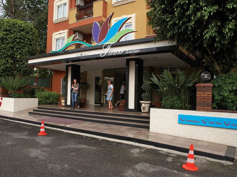 Flower Garden App Hotel 301431