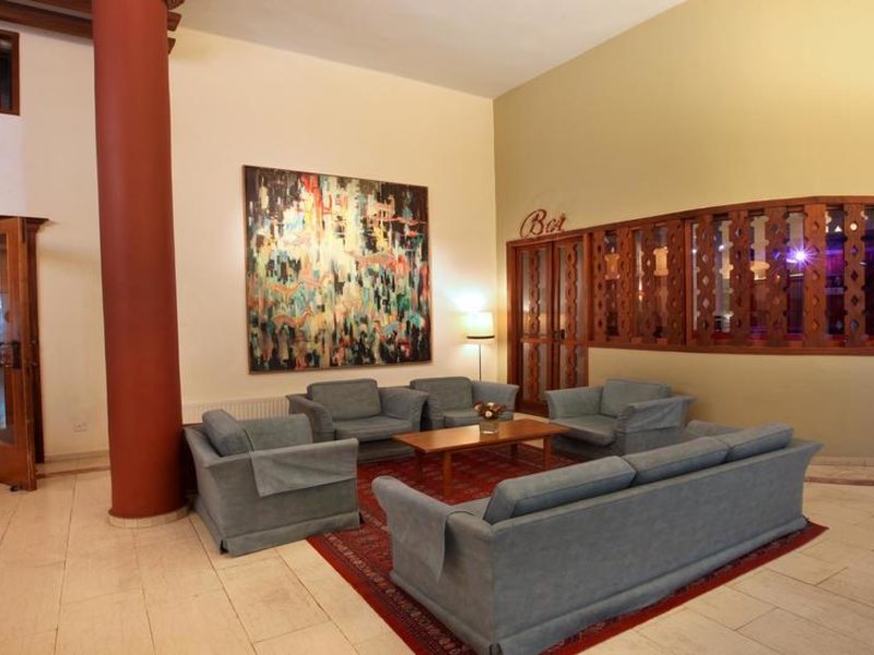 Forest Park Hotel 295110