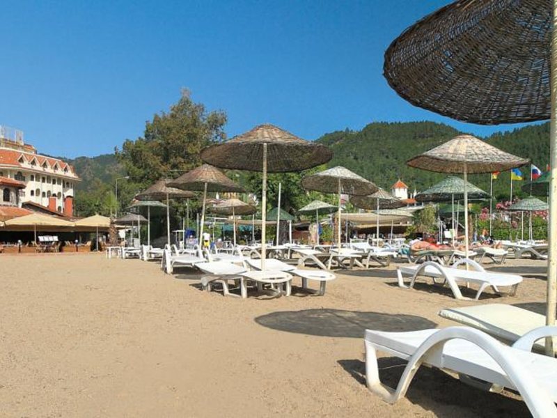 Fortuna Beach Hotel 74700