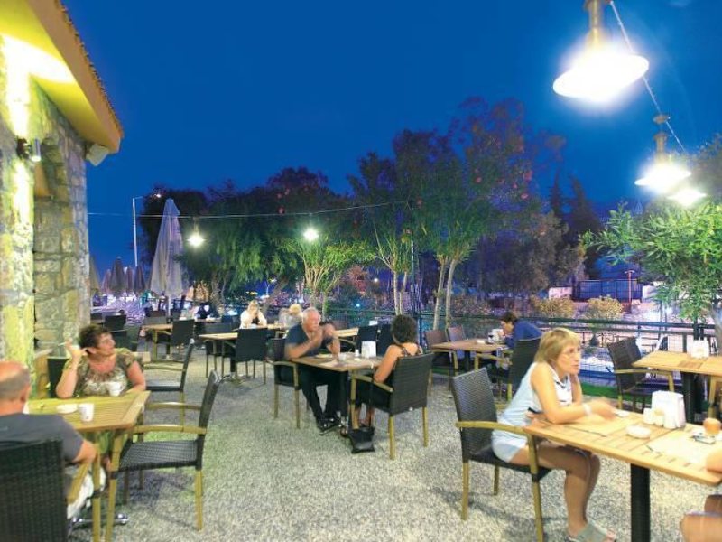 Fortuna Beach Hotel 74703