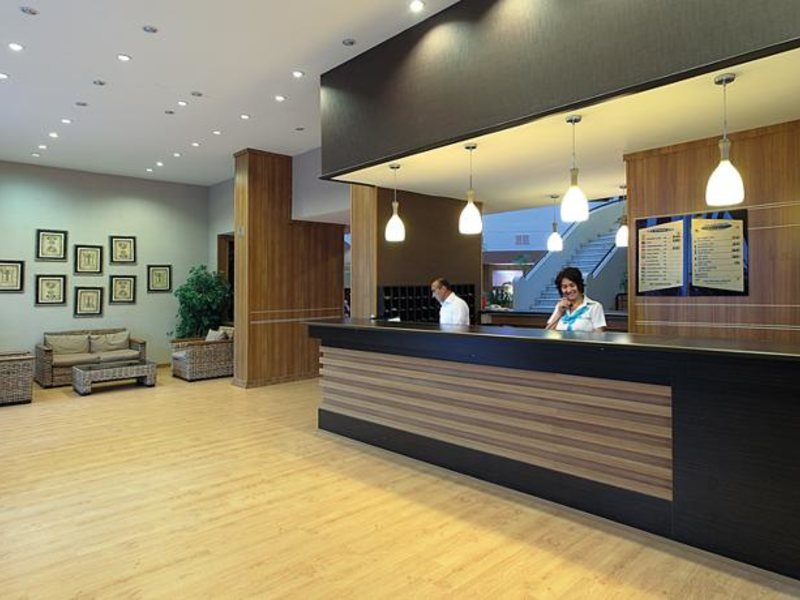 Fortuna Beach Hotel 74713