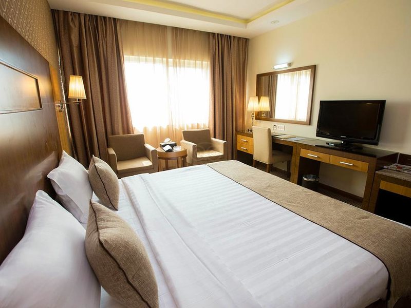 Fortune Plaza Hotel 300511