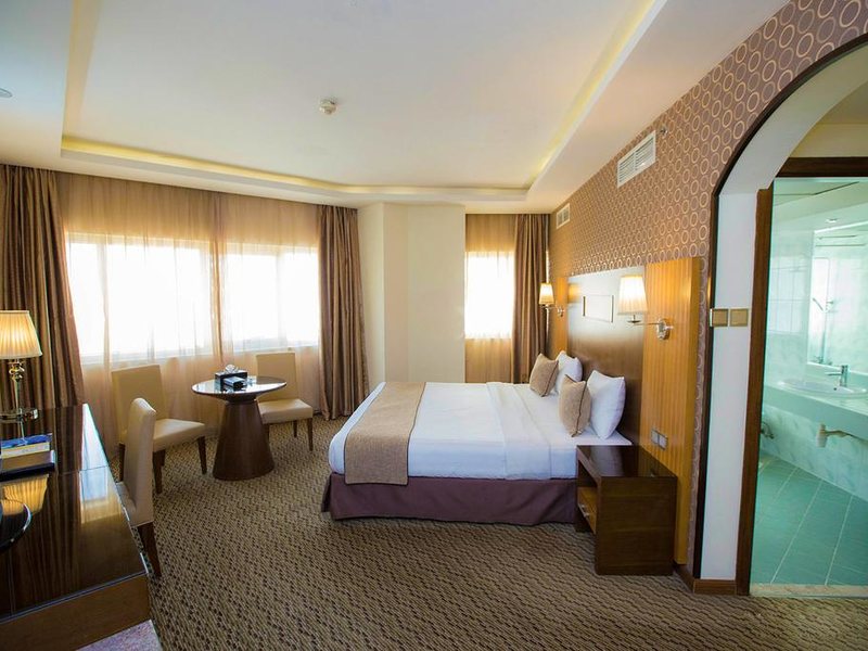 Fortune Plaza Hotel 300515