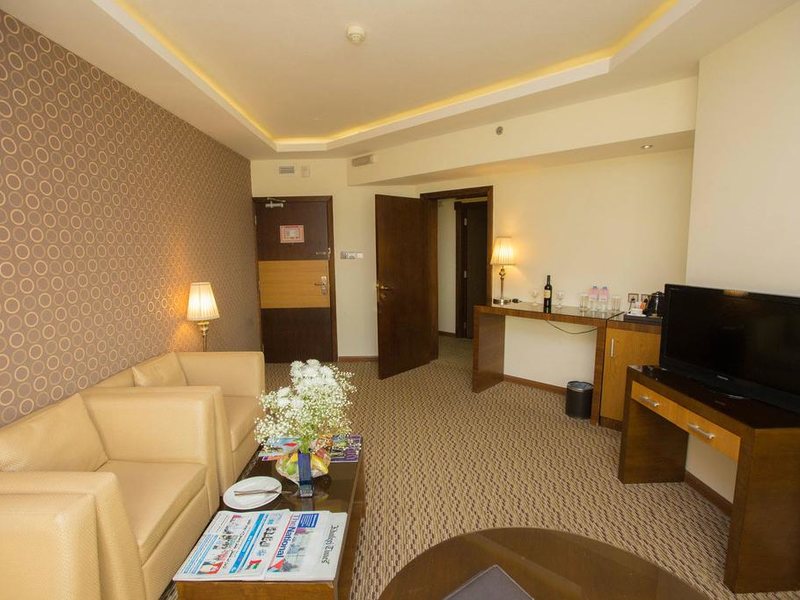 Fortune Plaza Hotel 300516