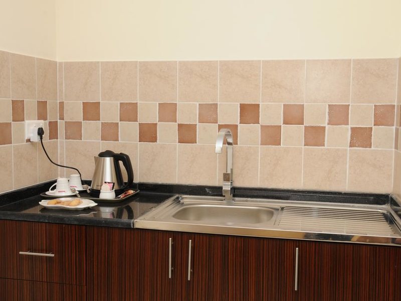 Fortune Royal Hotel 272658