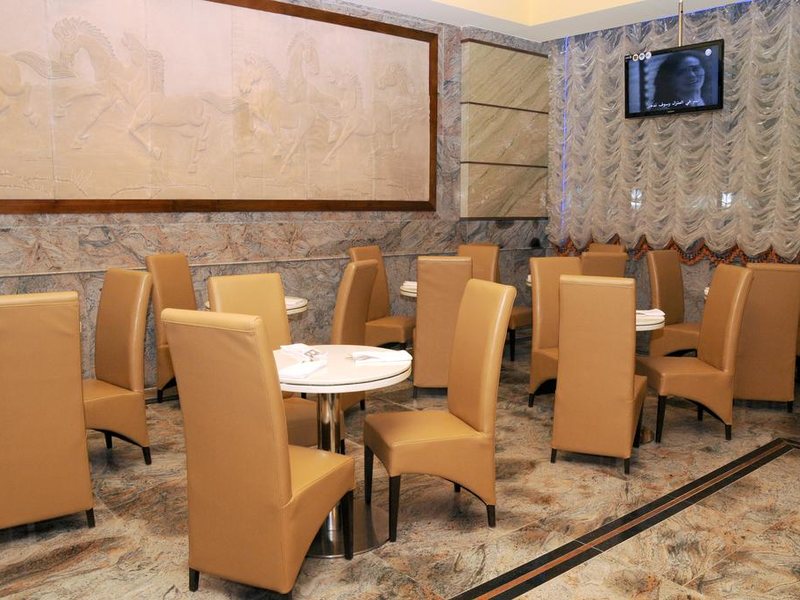 Fortune Royal Hotel 272662