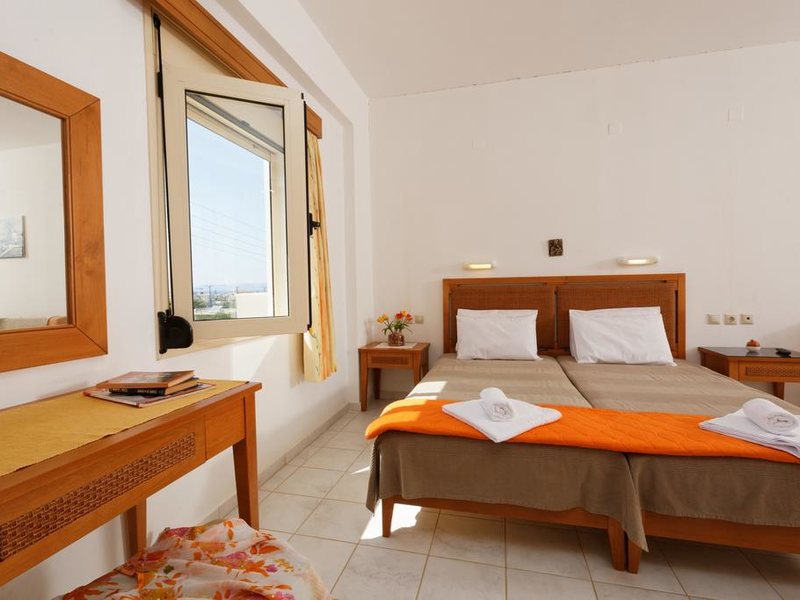 Fotis Studios Apartments 246530