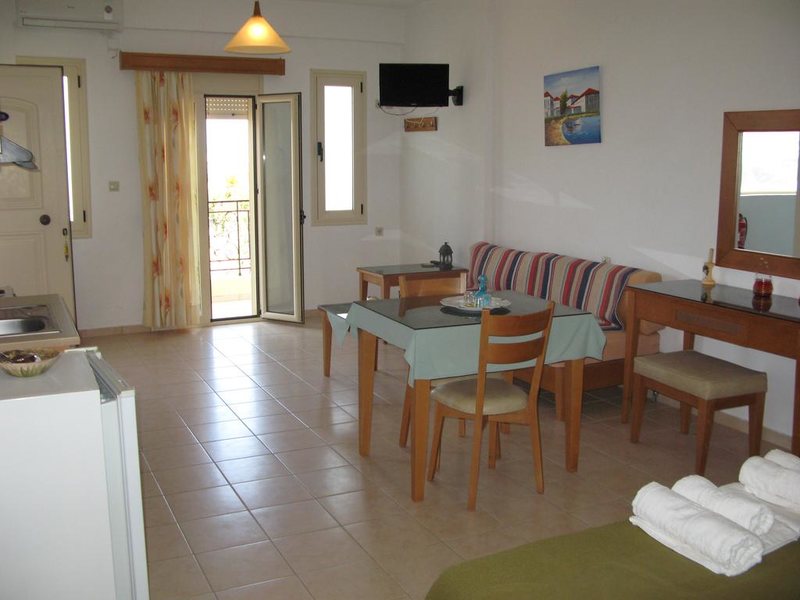 Fotis Studios Apartments 246552