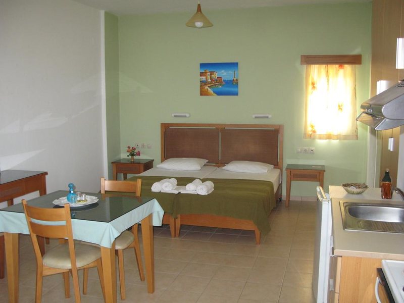 Fotis Studios Apartments 246554