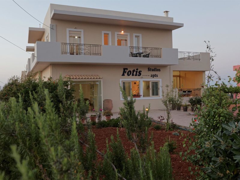 Fotis Studios Apartments 246564