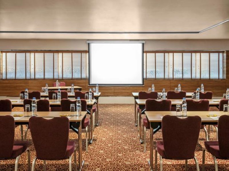 Four Points by Sheraton Downtown 46419