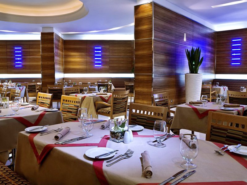 Four Points by Sheraton Downtown 46430