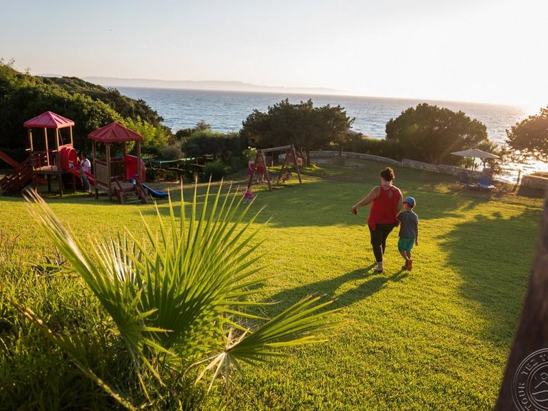 Fournia Beach 283800