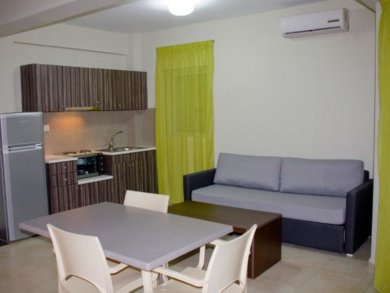 Fournia Village  283812