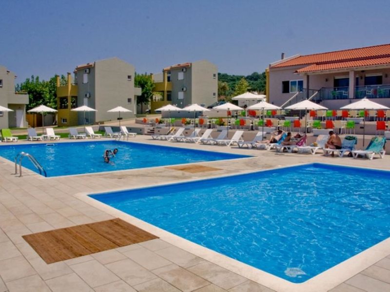 Fournia Village  283815