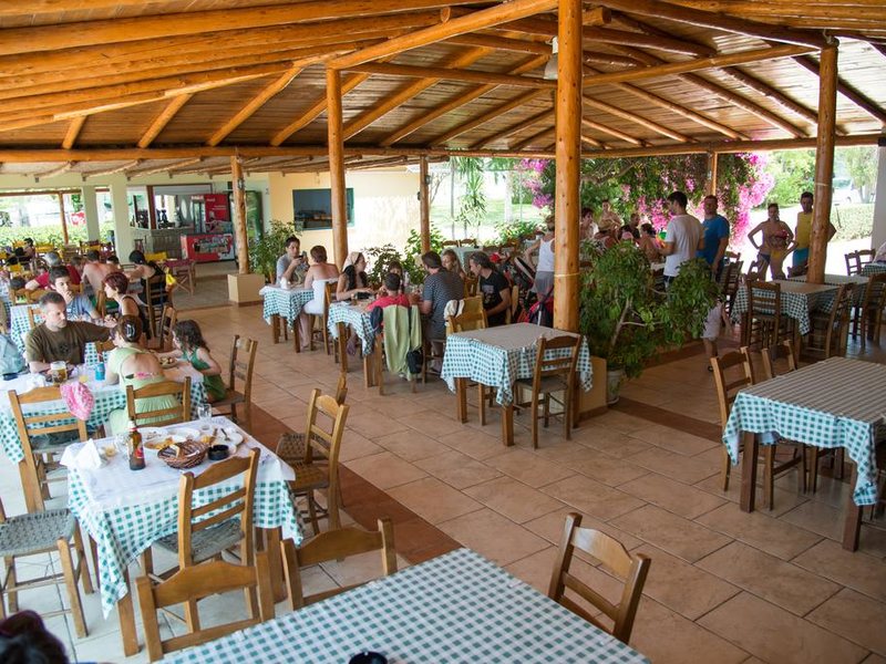 Fournia Village  283820