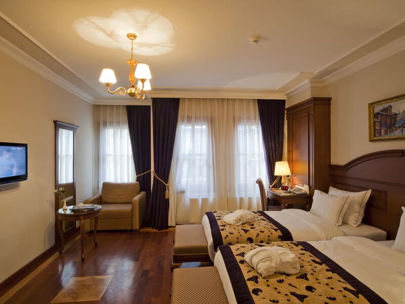 GLK PREMIER The Home Suites & Spa 279851