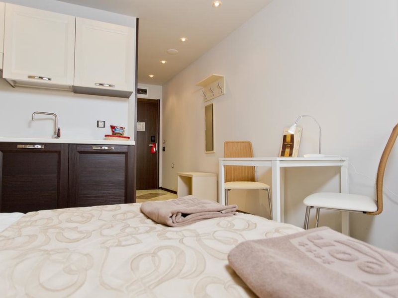 Galeon Residence & Sра 170930