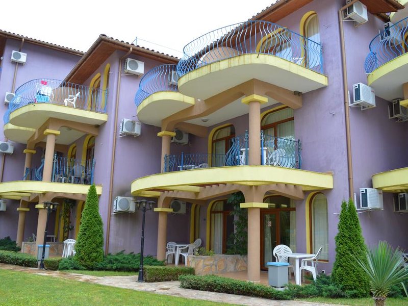 Garden Beach  165180