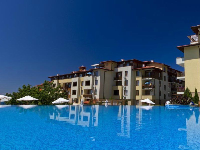 Garden Of Eden Apart  170961