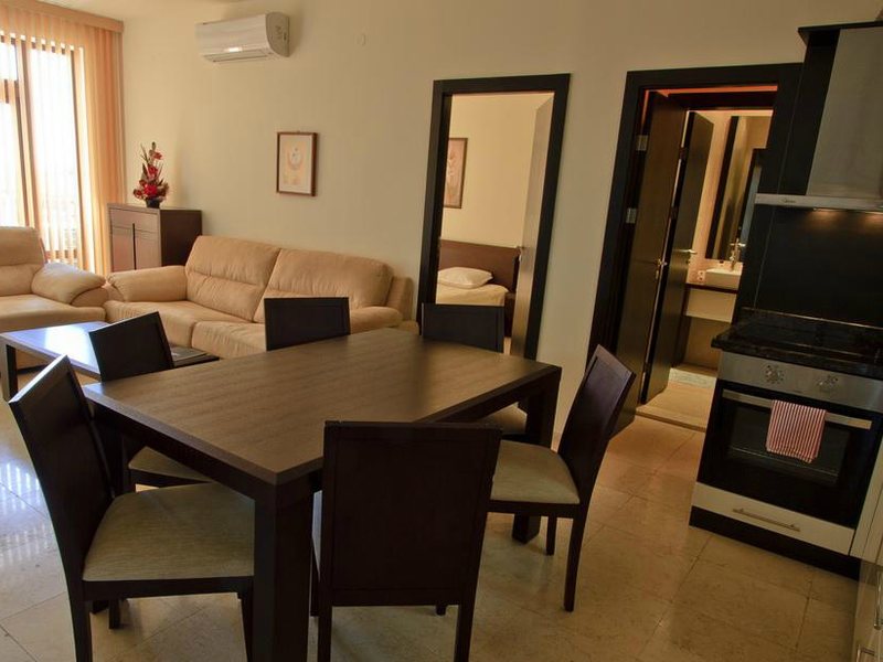 Garden Of Eden Apart  170964