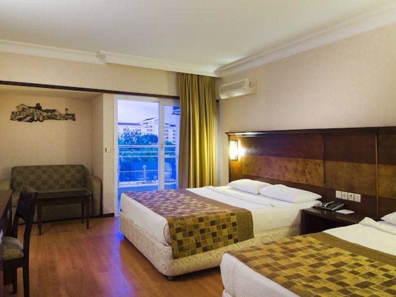 Garden Of Sun Hotel Sра &  Wellness 58478