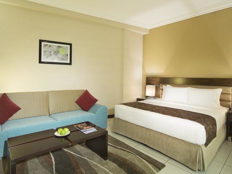 Gateway Hotel 132310