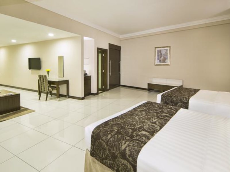 Gateway Hotel 132331