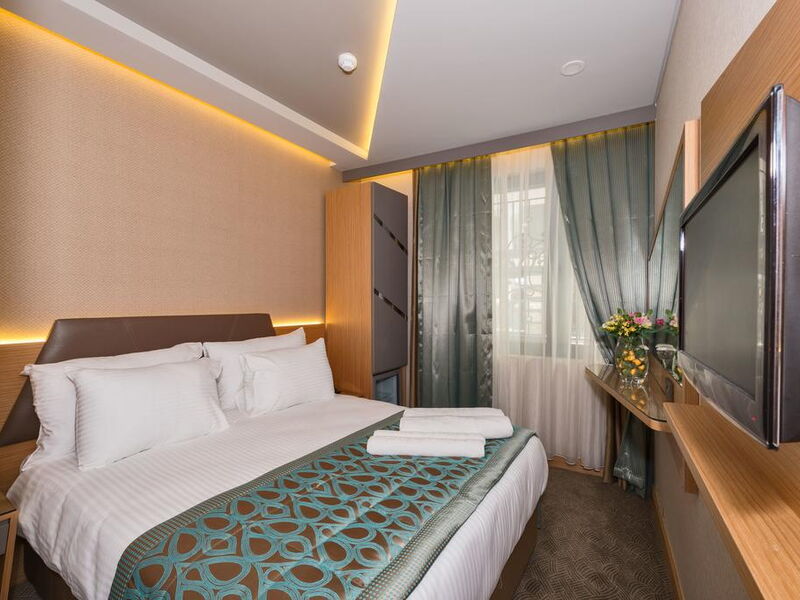 Genova Hotel 281660