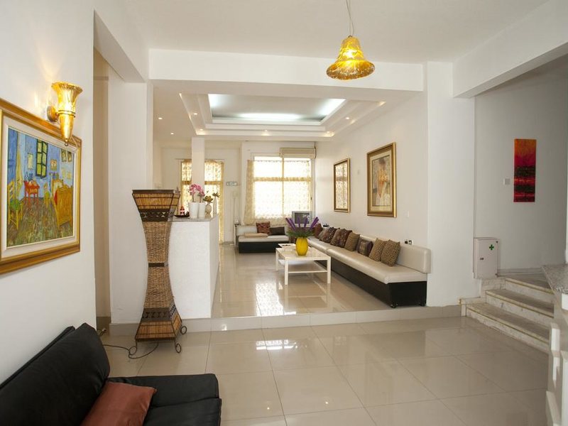 Geotanya Apartments 205545