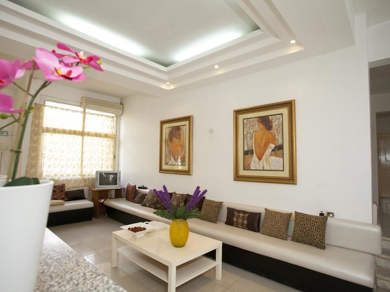 Geotanya Apartments 205546