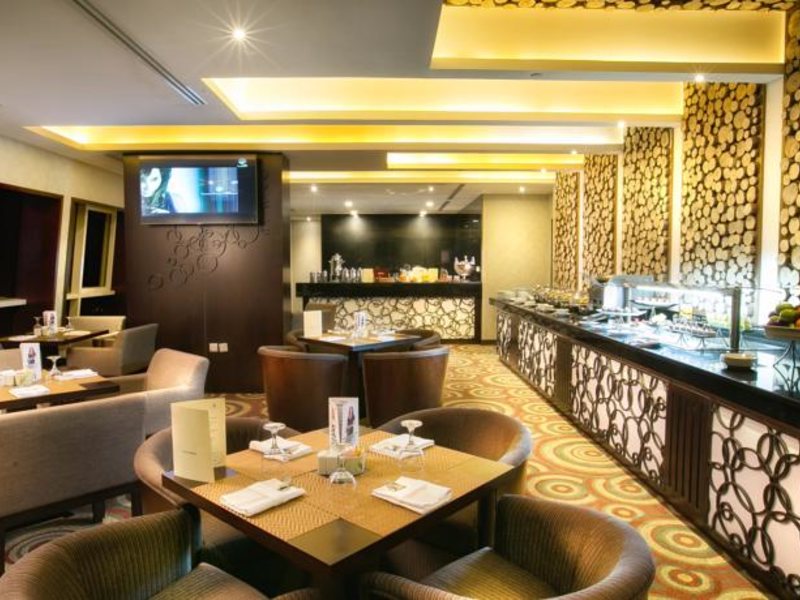 Ghaya Grand Hotel 53245