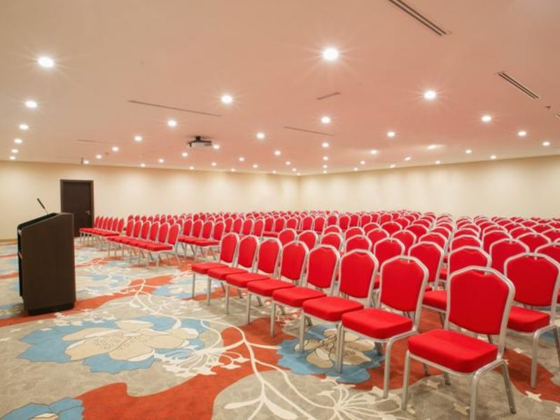 Ghaya Grand Hotel 53246