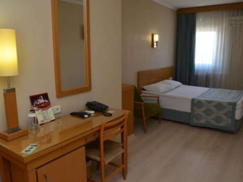Gimat Hotel 281677