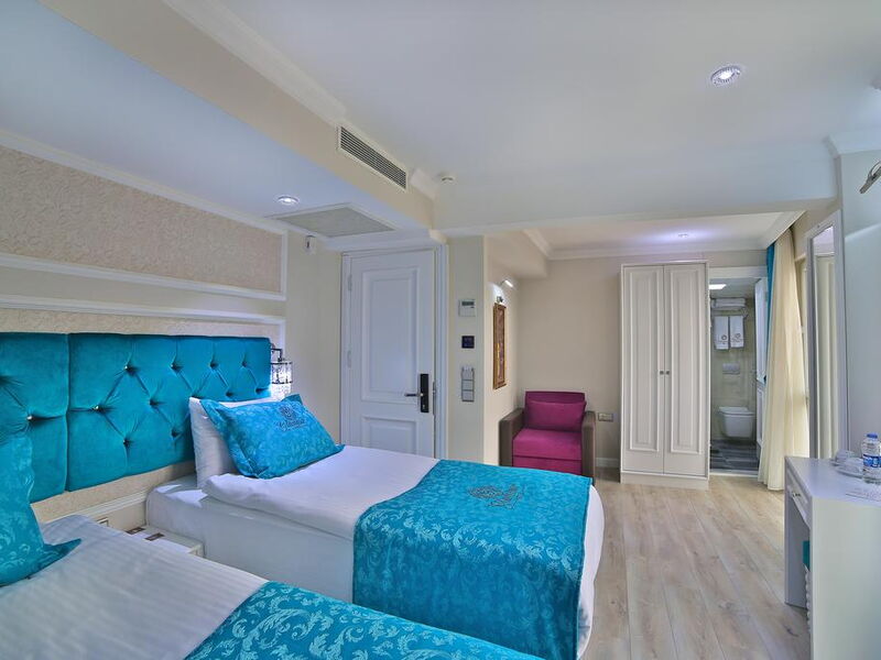 Glamour Hotel 241896