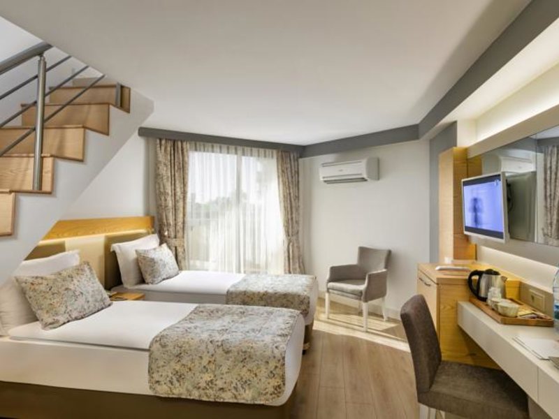 Glamour Resort & Spa 146197