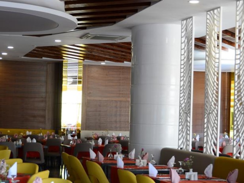 Glamour Resort & Spa 146203