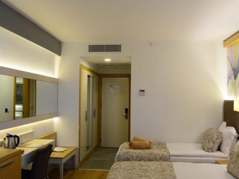 Glamour Resort & Spa 146209