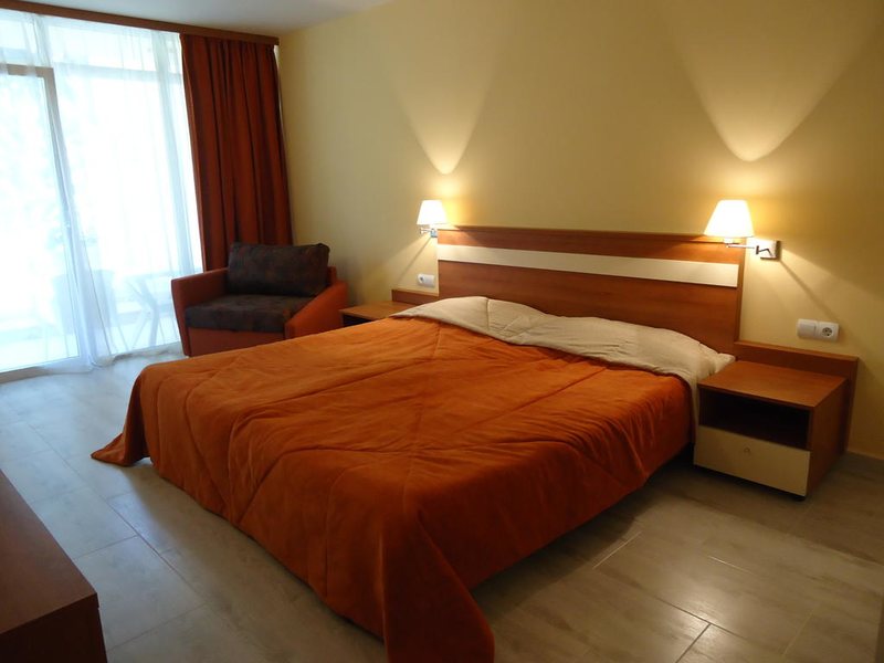 Glicinia Hotel 253370