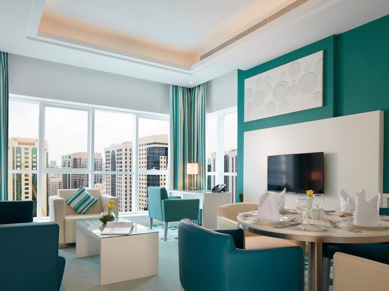 Gloria Downtown Hotel  181700