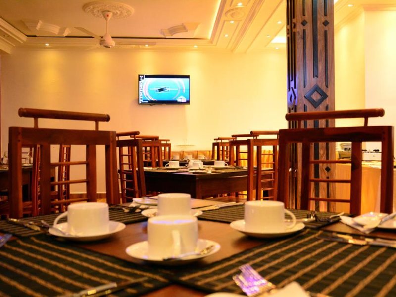 Gloria Grand Hotel 109941