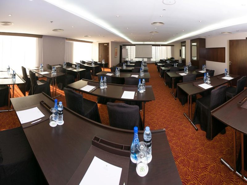 Gloria Hotel & Furnished Apartment 161733